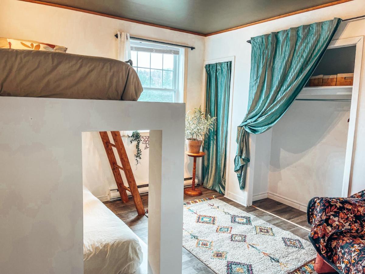Auberge Mandala Saint Mathieu Du Parc Ngoại thất bức ảnh