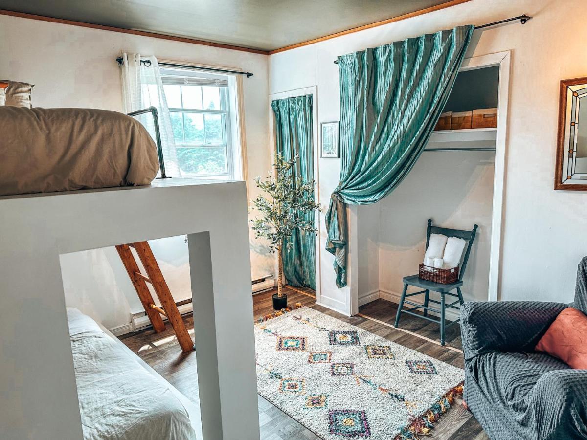 Auberge Mandala Saint Mathieu Du Parc Ngoại thất bức ảnh